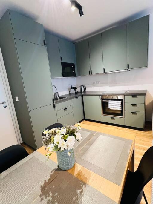 Nika Apartments Prague 5 Kültér fotó